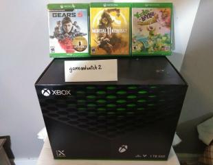 Microsoft Xbox Series X 1TB (Console + 3 Games + 2 controls)